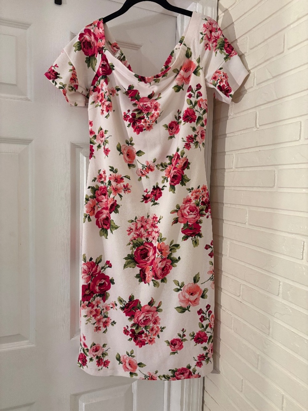 Bisou Bisou off shoulder dress size 12